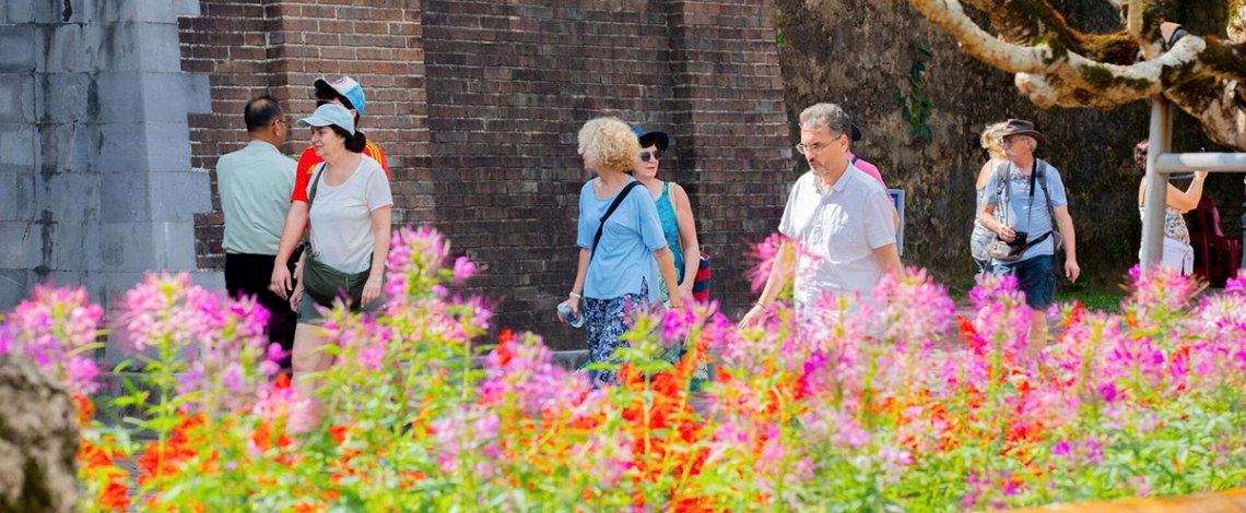 Foreign visitors embrace Lunar New Year traditions at Hue Imperial Citadel