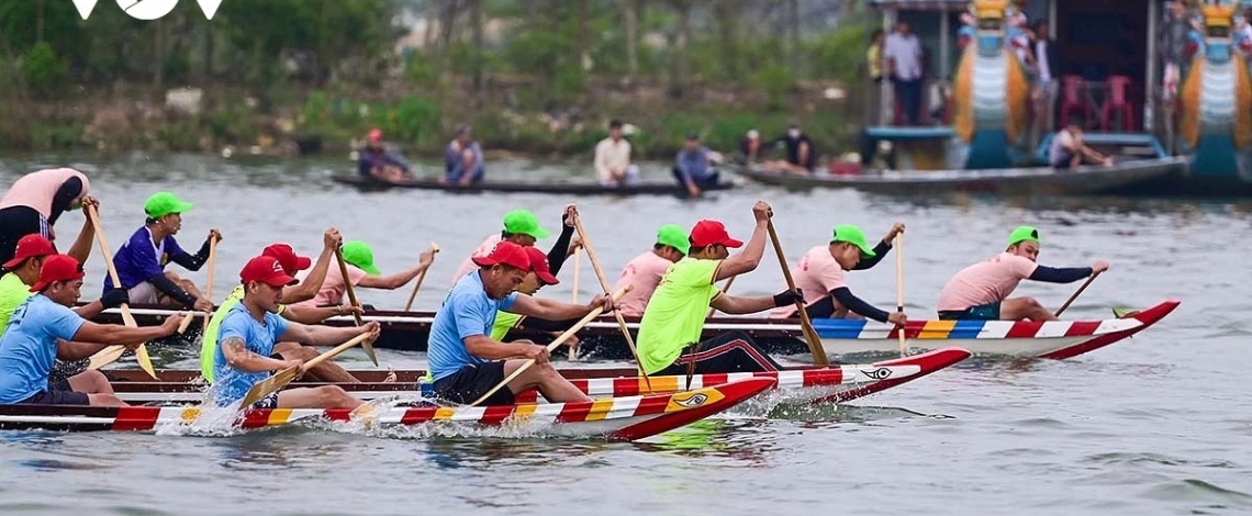 Hue village keeps centuries-old boat racing tradition alive