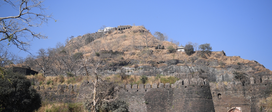 Daulatabad - pháo đài hùng vĩ và kiên cố bậc nhất của Ấn Độ thời Trung cổ