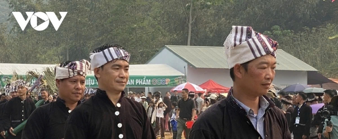 Bun Voc Nam festival comes alive along Nam Mu stream