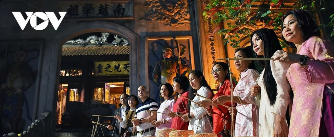 Phu Tho introduces special night tour to Hung Kings Temple