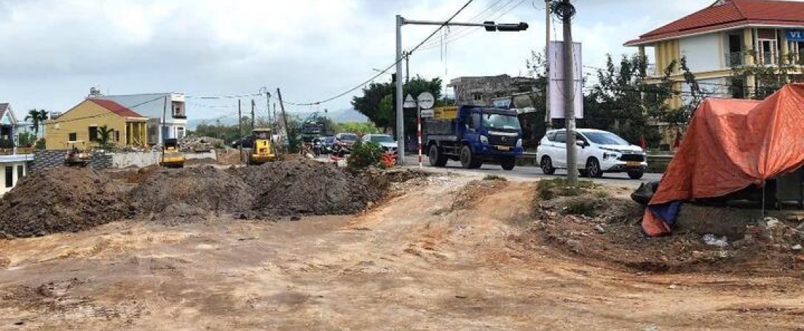 Dự án gần 1.000 tỷ thi công 'rùa bò', nhà thầu đứng trước nguy cơ bị 'trảm'