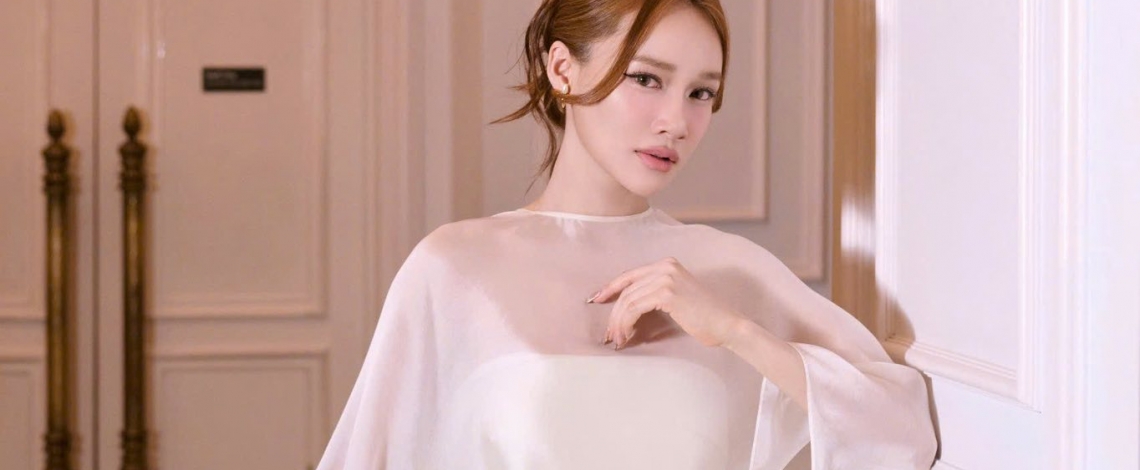 Nhã Phương thon gọn, nhan sắc thăng hạng sau khi sinh con thứ ba