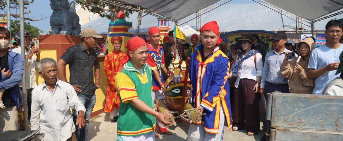 Hình ảnh Lễ khao lề thế lính Hoàng Sa tại Quảng Ngãi