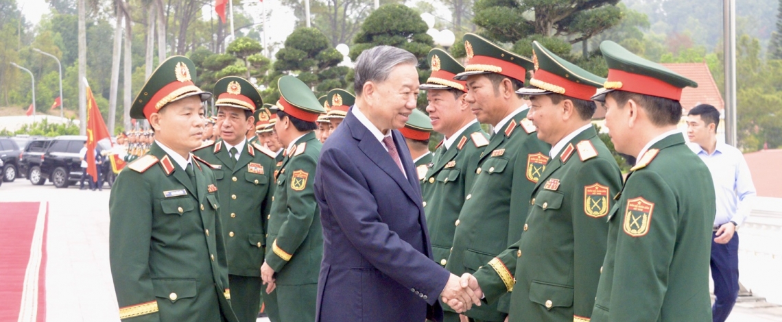 Tổng Bí thư, Chủ tịch nước: Quân khu 3 phải vững phên dậu, chắc thế trận lòng dân