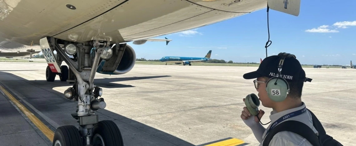 Airport ground staff work in heat up to 80 degrees Celsius