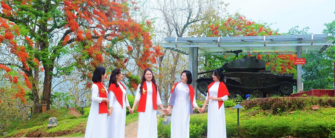 Tháng 5 rực rỡ trên mảnh đất Điện Biên lịch sử