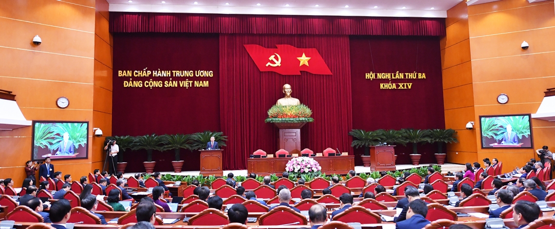 Toàn cảnh bế mạc Hội nghị lần thứ 3 Ban Chấp hành Trung ương Đảng khoá XIV