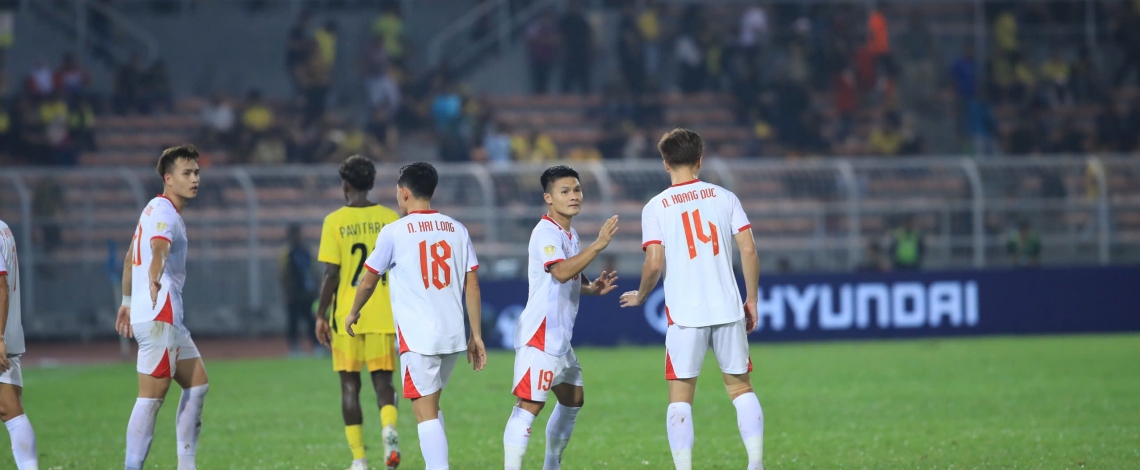 Xuân Son, Quang Hải tỏa sáng giúp ĐT Việt Nam thắng Malaysia ở ASEAN Cup