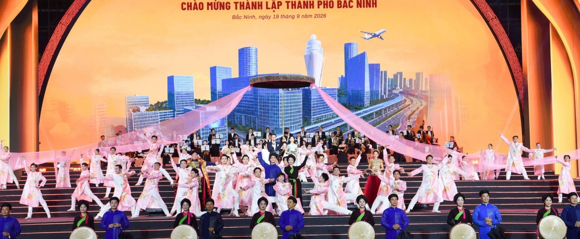 Hàng nghìn người đổ về xem “Mạch nguồn Kinh Bắc – Khát vọng vươn cao thời đại”