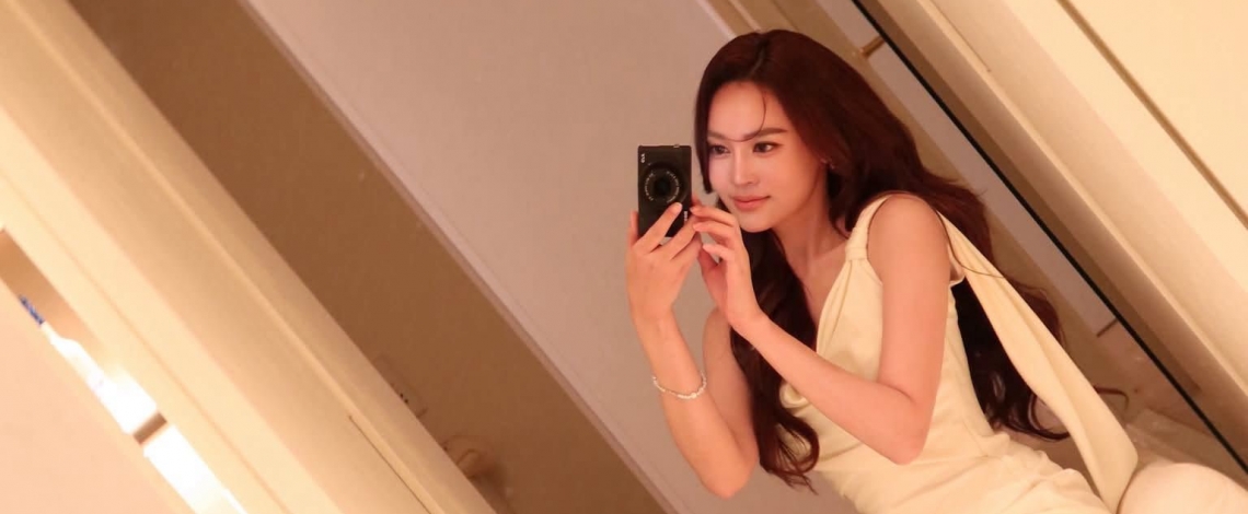 Sao Việt 11-9: Ninh Dương Lan Ngọc khoe nhan sắc qua loạt ảnh tự chụp