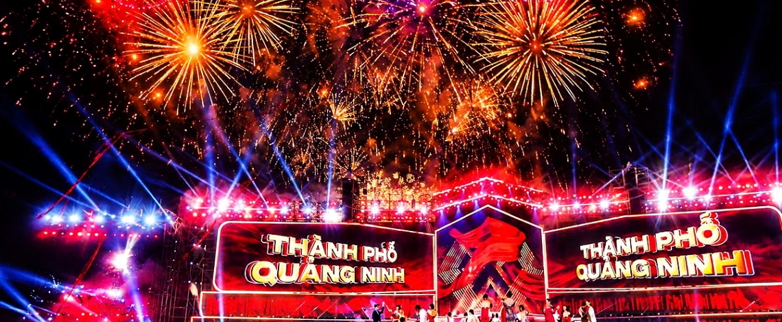 Quang Ninh City welcomes new chapter with flags, banners and celebrations