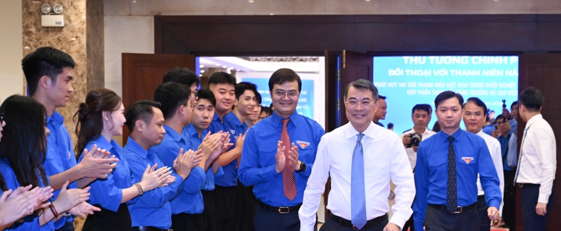 Thủ tướng Chính phủ Lê Minh Hưng đối thoại với thanh niên Việt Nam
