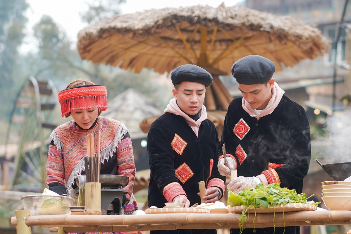 Mạc Văn Khoa "nói xấu" Thanh Hương "ăn nhiều lại còn ghê gớm, kém sang"