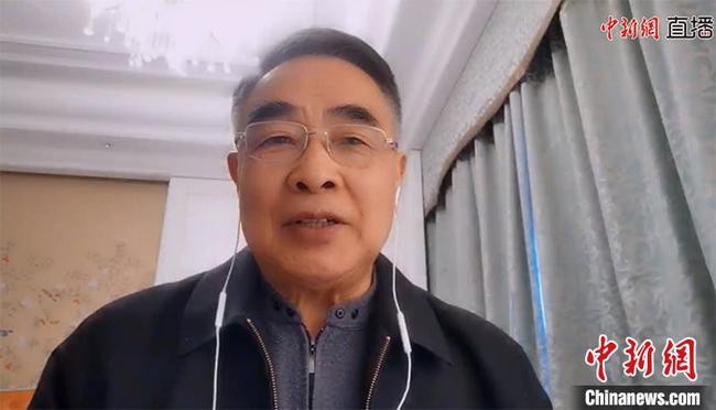 Ông Trương Bá Lễ trong buổi giao lưu trực tuyến với Hãng tin Trung Quốc. Ảnh: Chinanews