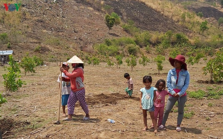 Trẻ em Raglai xã Phước Thành, huyện Bác Ái.
