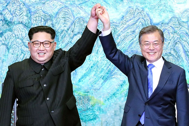 images1471855_17_9_inter_korean_summit_at_the_peace_house_on_april_27_2018_in_panmunjom_south_korea.jpg