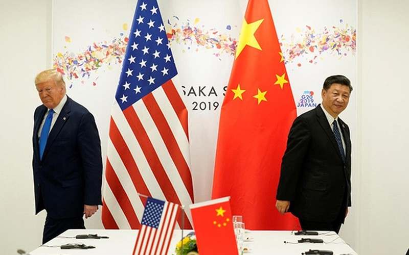 Tổng thống Donald Trump (trái) và Chủ tịch Tập Cận Bình tại hội nghị G20 ở Osaka, Nhật Bản, tháng 6/2019. Ảnh: Reuters.
