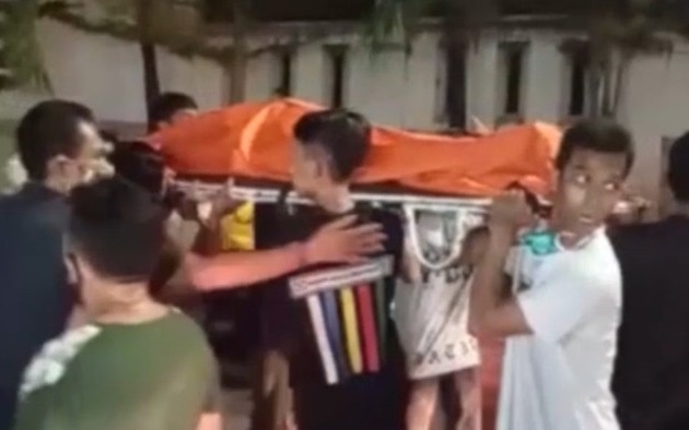 indonesia_covid_2_-detiknews_chon_cat_benh_nhan_tu_vong_giao_thuc_ko_y_te.jpeg