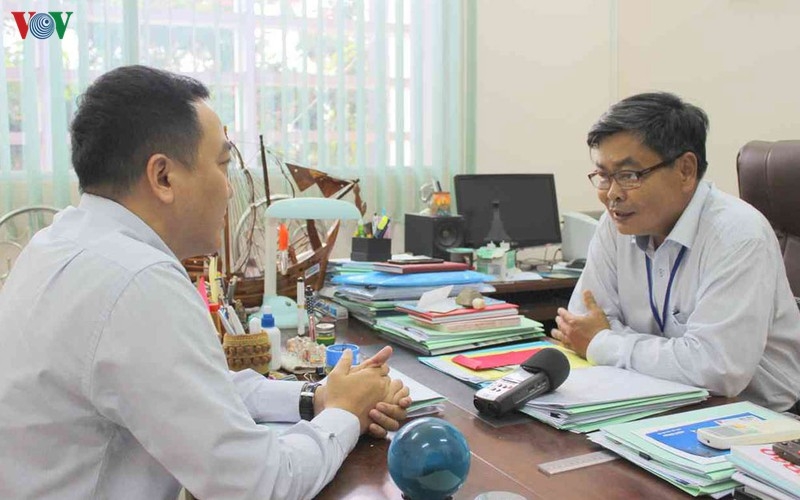 Ông Bùi Thanh Hồng trả lời phỏng vấn của phóng viên VOV