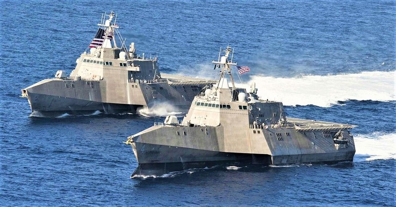 Hai chiếc LCS lớp Độc lập (trái) và Tự do (phải); Nguồn: defensenews.com