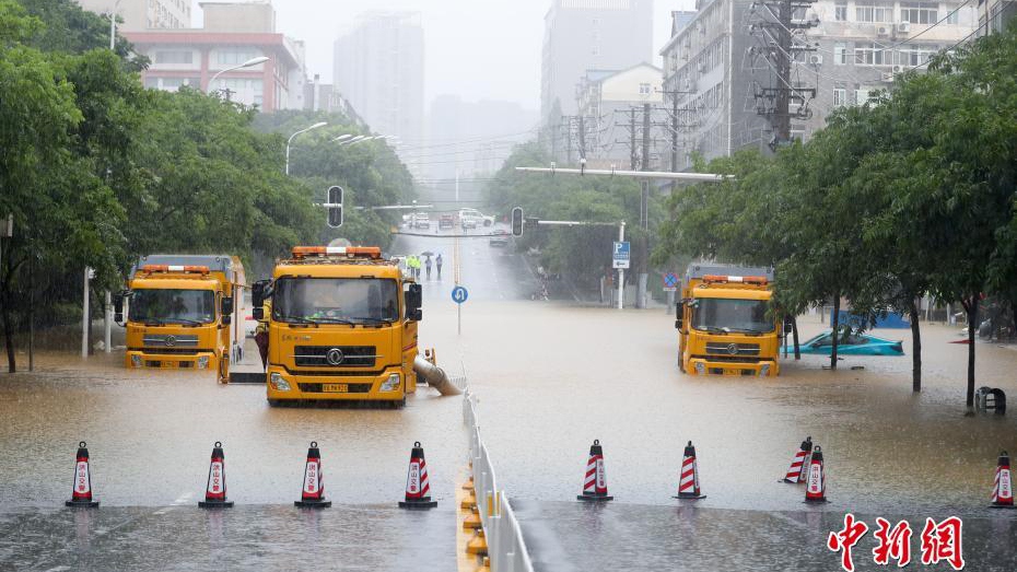 Mưa lũ Trung Quốc:Hồ Bắc báo động đỏ, 1 huyện ở An Huy hủy thi đại học