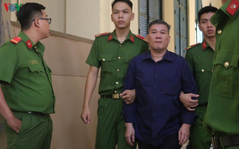 Trong một bản án khác trước đó, siêu lừa Dương Thanh Cường từng bị tuyên án chung thân, nay tiếp tục bị đề nghị mức án 18 - 20 năm tù. 