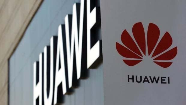Động thái bất ngờ “cấm cửa” Huawei của Anh được coi là một chiến thắng đối với Tổng thống Mỹ Donald Trump. Ảnh: fr24news.