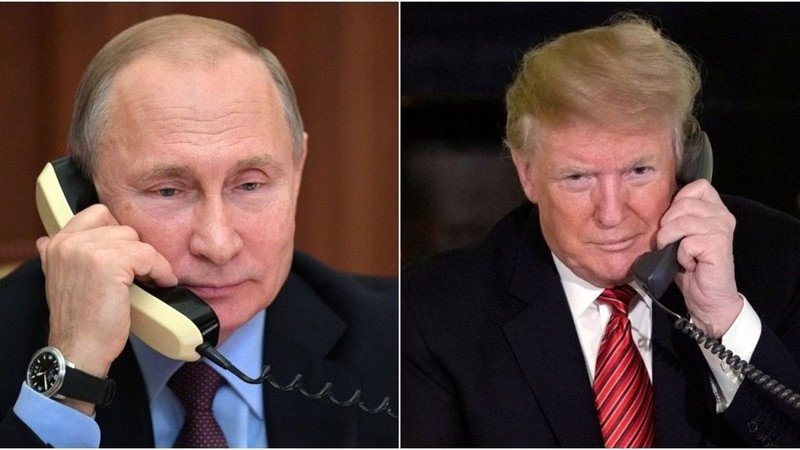 Tổng thống Mỹ Donald Trump điện đàm với 
Tổng thống Nga Vladimir Putin (trái)
. Ảnh: RT