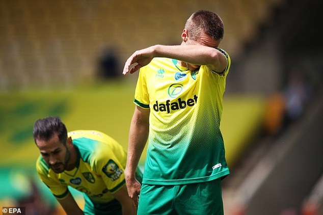 Norwich là đội bóng đầu tiên ở Premier League 2019/2020 phải xuống hạng. (Ảnh: EPA)
