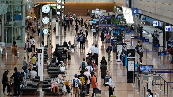 Nhật Bản cho phép người nước ngoài tái nhập cảnh. Ảnh: AFP.