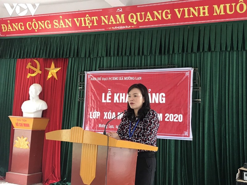 gieo chữ là gieo hy vọng hành trình vươn tới giấc mơ hình ảnh 1 gieo chu la gieo hy vong hanh trinh vuon toi giac mo hinh anh 1