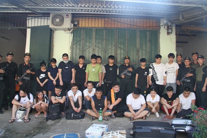 vietnam detains 21 chinese fugitives in disguised farm picture 1