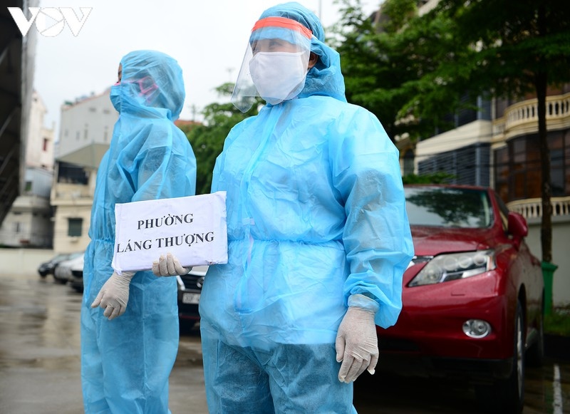 ha noi tiep tuc xet nghiem rt-pcr cho nguoi dan tu Da nang tro ve hinh anh 2