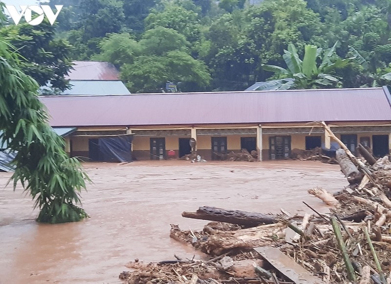 heavy rain, flash floods ravage mountain province picture 4