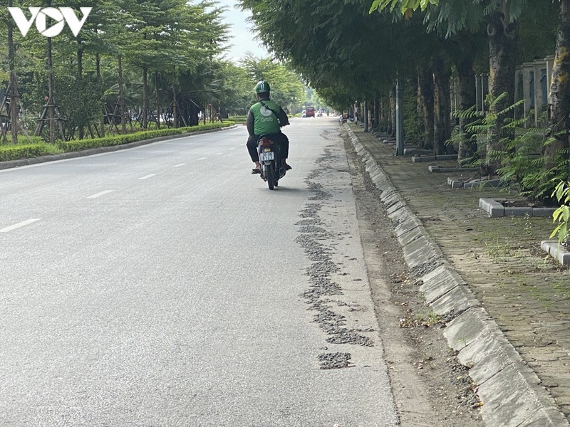 ha noi hang loat ong cong, ho ga mat nap, bay nguoi dan o pho tan my hinh anh 9