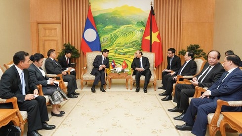 vietnamese government chief hosts reception for lao pm picture 1
