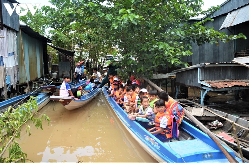 an giang len ke hoach don hon 1.000 hoc sinh tu campuchia ve nhap hoc hinh anh 2