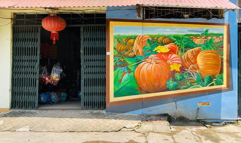 a close-up of largest mural paintings in hanoi picture 11