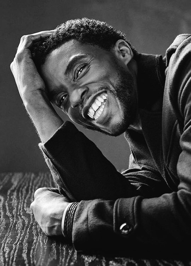 cac nghe si vinh danh bao den chadwick boseman tai vmas 2020 hinh anh 2