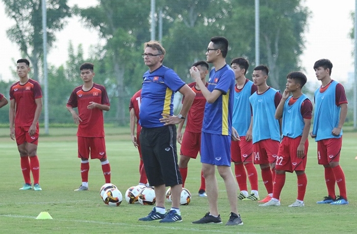 troussier calls up u19 players for asian tournament picture 1