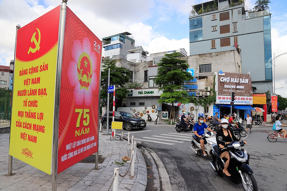 hanoi well decorated for national day celebrations picture 5