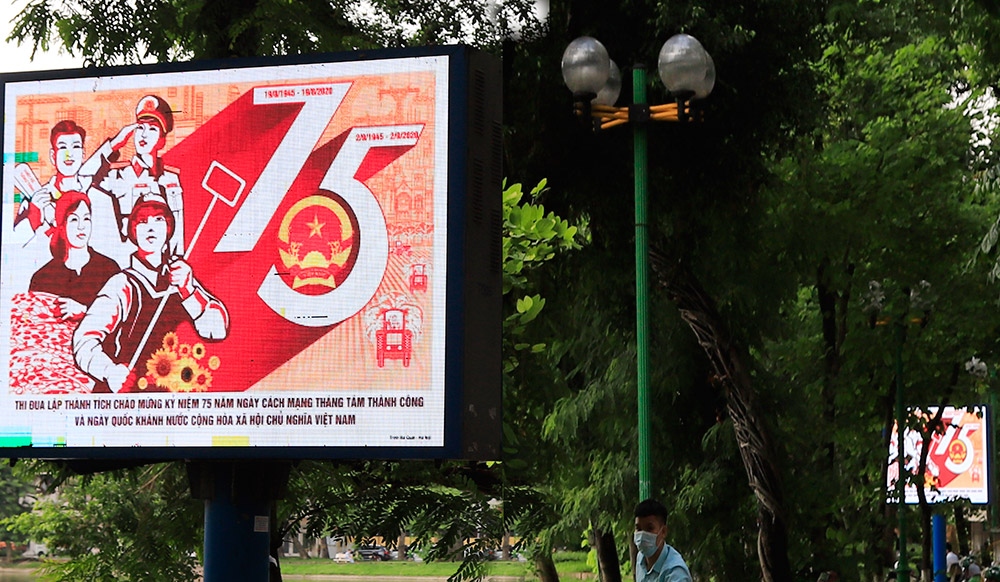 hanoi well decorated for national day celebrations picture 7