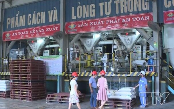 tang cuong phong chong dich covid-19 tai khu kinh te nghi son va cac kcn o thanh hoa hinh anh 1