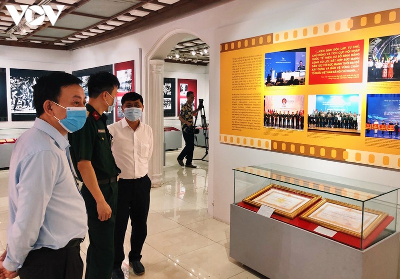 historical items linked to august revolution put on display picture 4