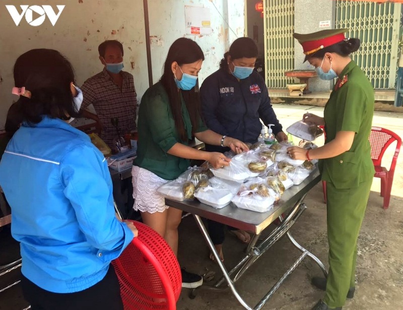 charity provides frontline workers with free meals in covid-19 fight picture 7