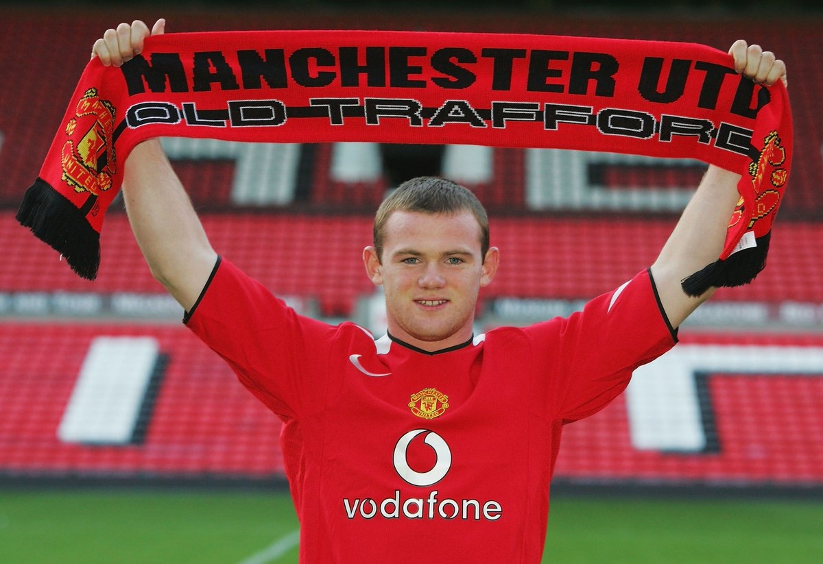 Tượng đài bóng đá Anh Wayne Rooney mãi ở tuổi thanh xuân