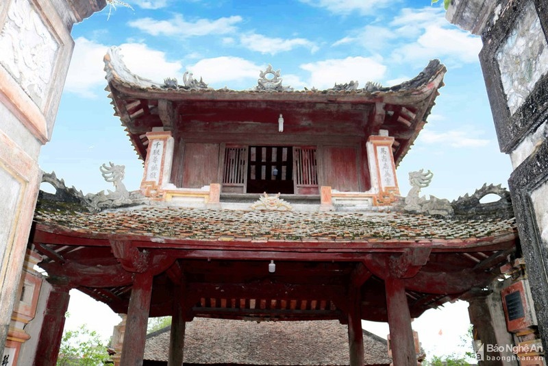 an insight into a century-old temple in nghe an picture 3