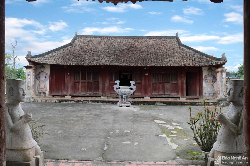 an insight into a century-old temple in nghe an picture 7