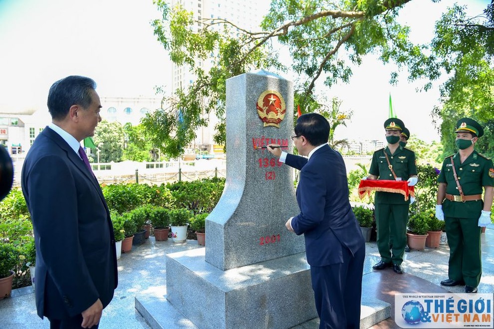 vietnam, china mark two decades of signing land border treaty picture 8